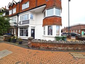 2 Linden Rd, Bognor Regis WSX - Services immobiliers commerciaux