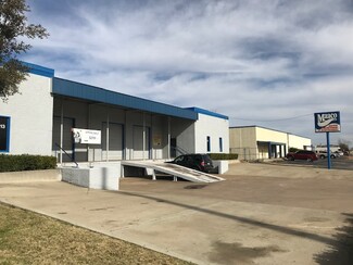 Plus de détails pour 913-917 E Walnut St, Garland, TX - Industriel à louer