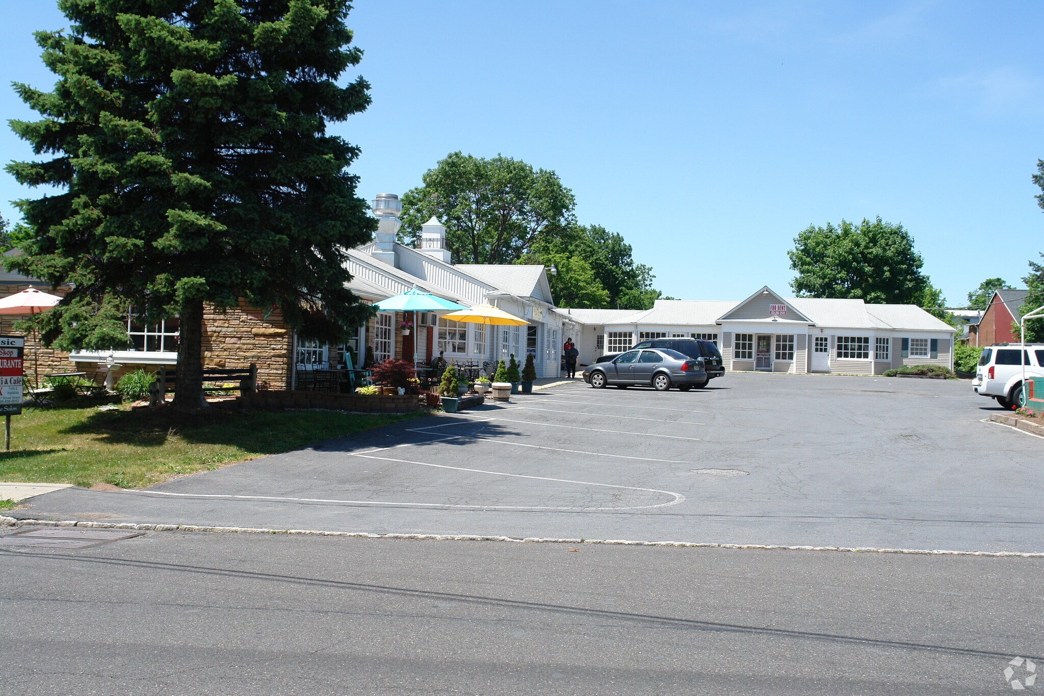 117 Broad St, Flemington, NJ for lease Primary Photo- Image 1 of 6