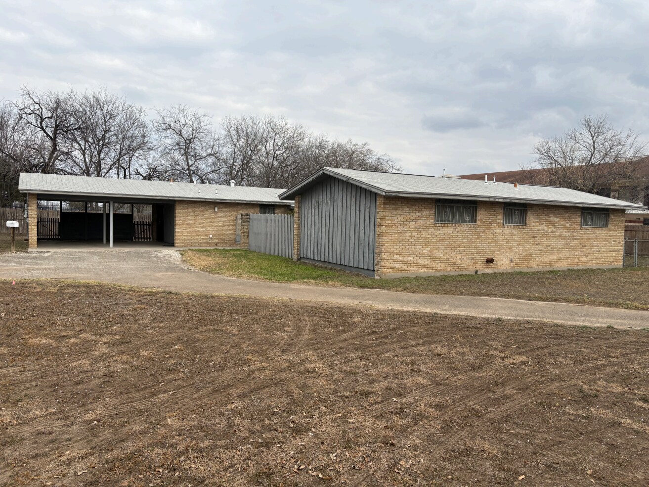 214 S WW White Rd, San Antonio, TX à vendre Photo principale- Image 1 de 6