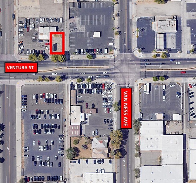 2023 Ventura St, Fresno, CA à vendre - Aérien - Image 2 de 3
