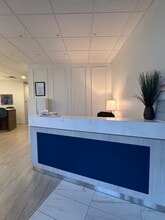 20457 Fraser Hwy, Langley, BC à louer Photo intérieure- Image 2 de 5