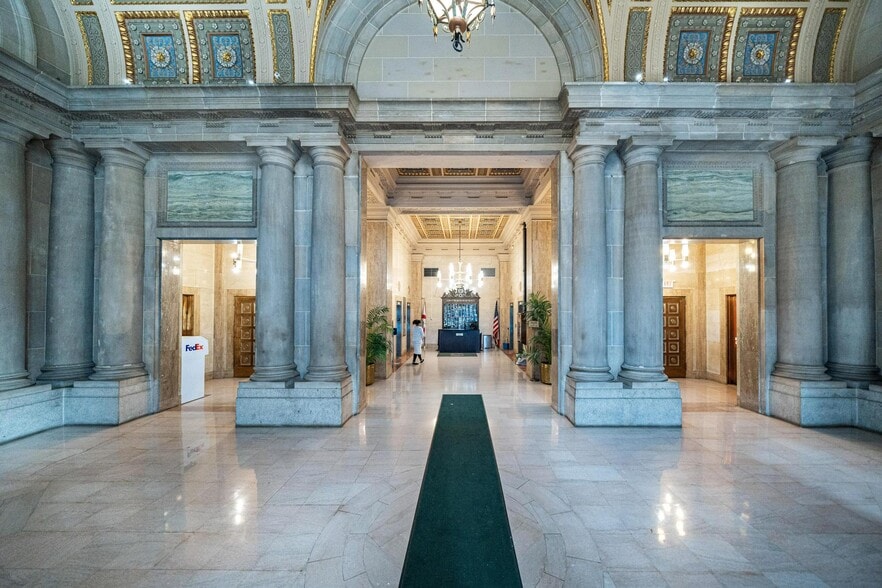 25 SE 2nd Ave, Miami, FL à louer - Photo intérieure - Image 2 de 19