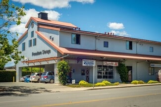 Plus de détails pour 80 Airport Blvd, Freedom, CA - Industriel à louer