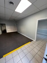 8407 Richmond Hwy, Alexandria, VA for lease Building Photo- Image 2 of 6