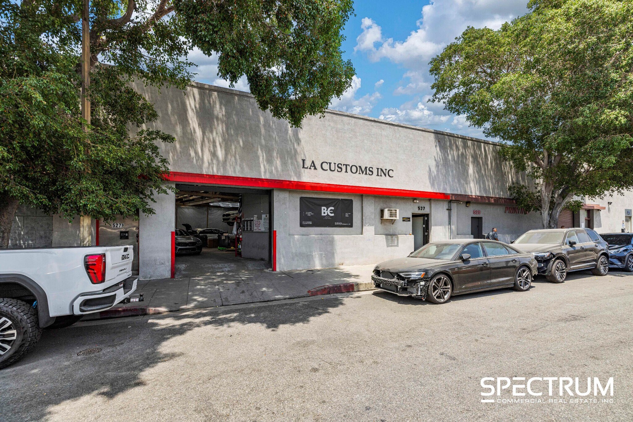 527 W Windsor Rd, Glendale, CA à vendre Photo du bâtiment- Image 1 de 1