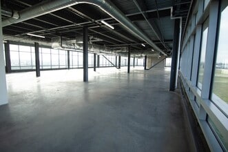 5522 26th Ave, Kenosha, WI for lease Interior Photo- Image 2 of 3