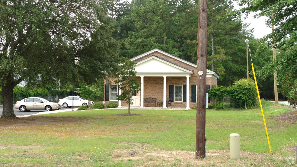 3449 Sunset Blvd, West Columbia, SC à louer - Photo du bâtiment - Image 2 de 2