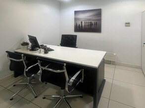 Bureau dans Sabadell, Barcelona à louer Photo intérieure- Image 2 de 5