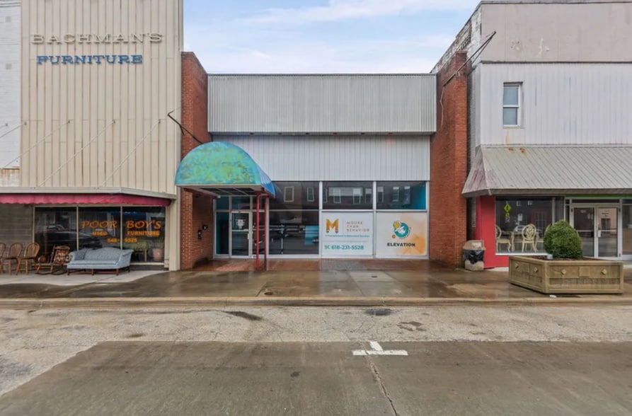 115 W Main St, Salem, IL for sale - Building Photo - Image 2 of 27