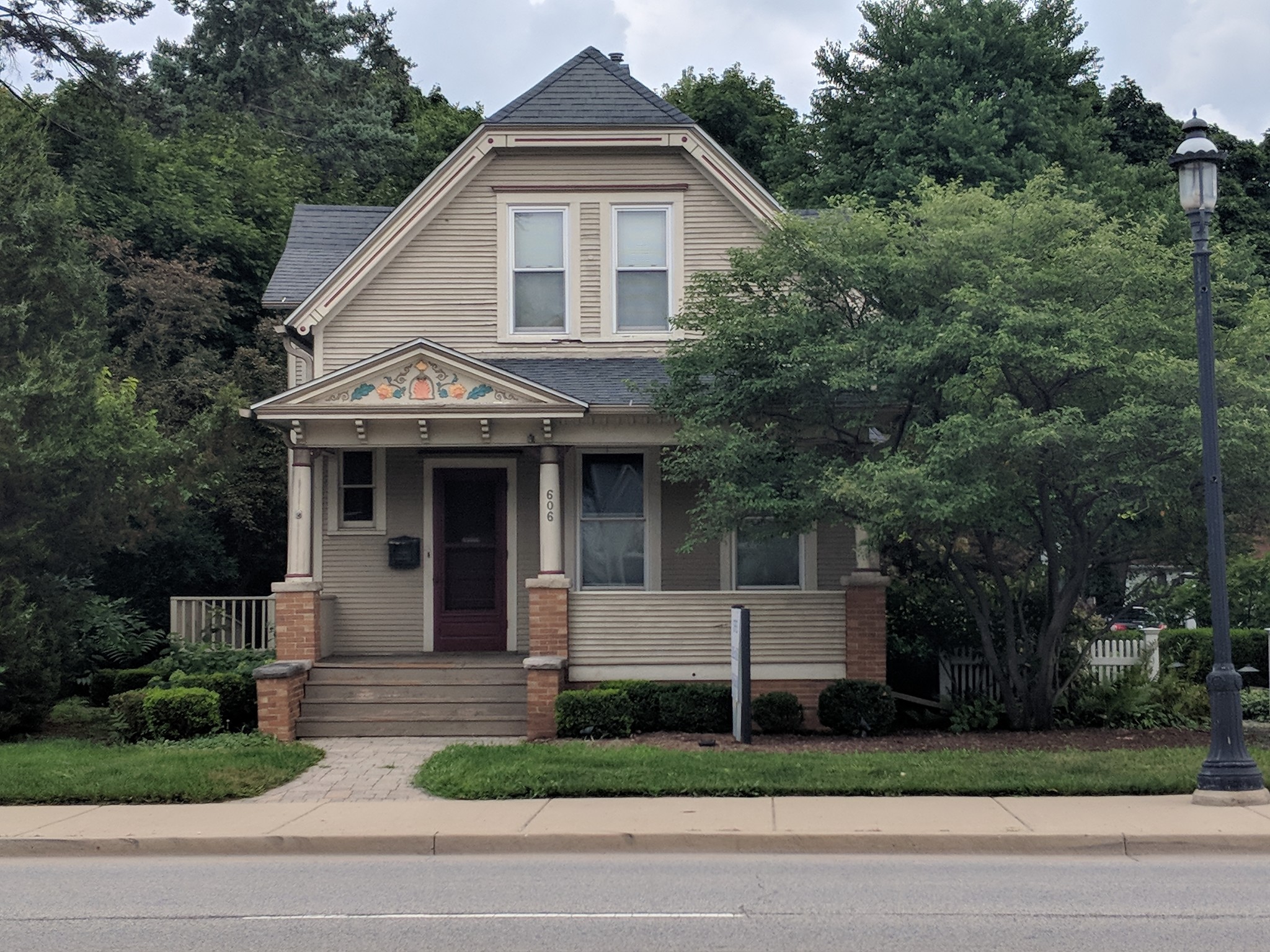 606 W Main St, West Dundee, IL for sale Primary Photo- Image 1 of 1