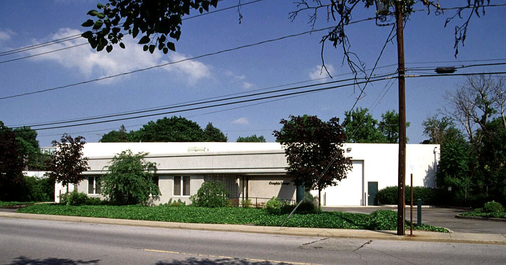 110 Cherry Valley Ave, West Hempstead, NY à vendre Photo principale- Image 1 de 1