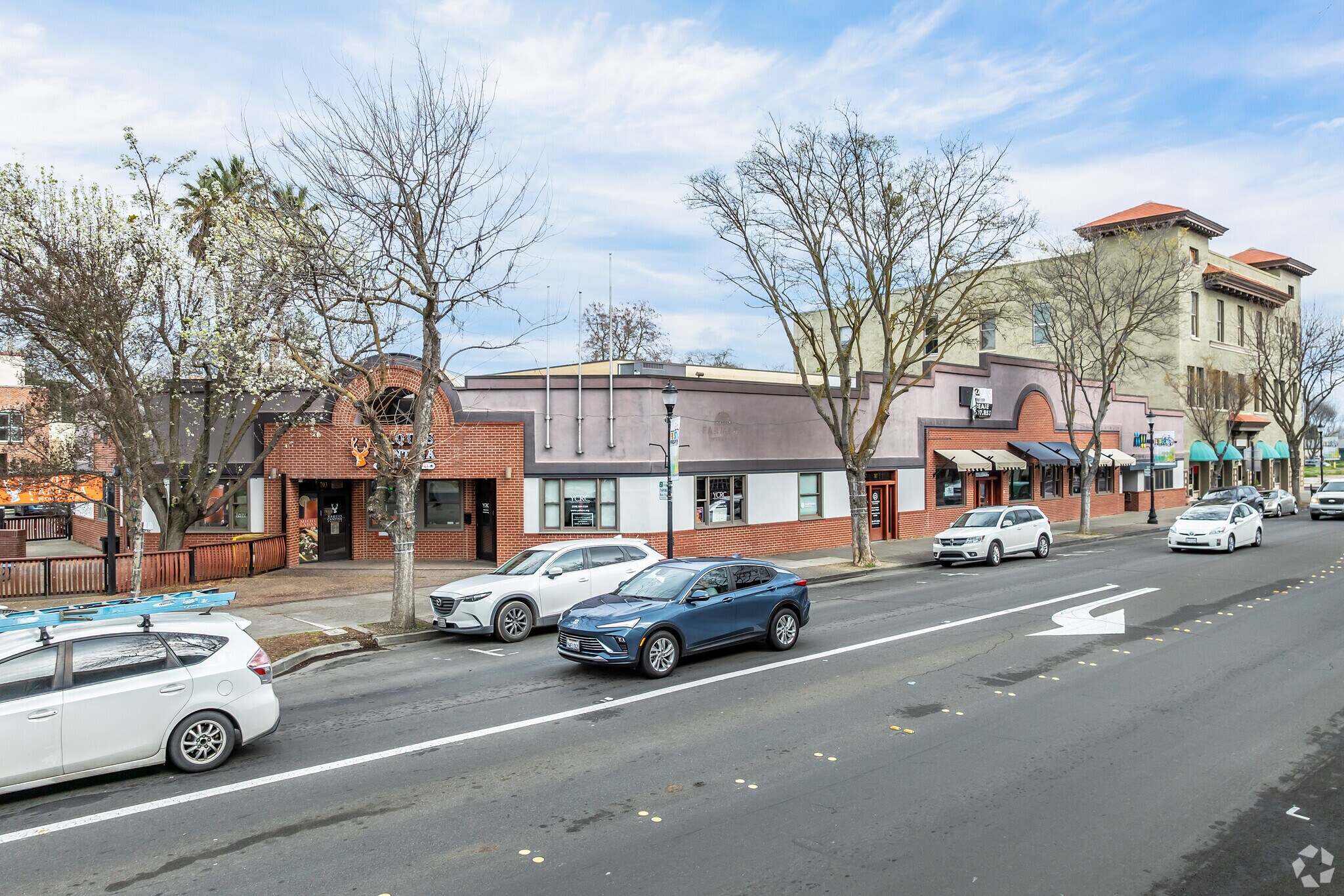 703-711 Main St, Woodland, CA for lease Primary Photo- Image 1 of 4