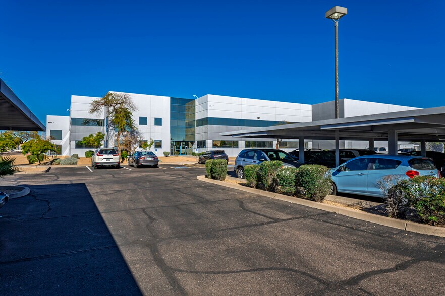 7300 W Boston St, Chandler, AZ à louer - Photo du bâtiment - Image 3 de 10