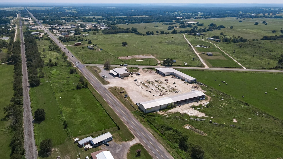 17552 U. S 79 Blvd, Marquez, TX à louer - Photo du bâtiment - Image 3 de 4