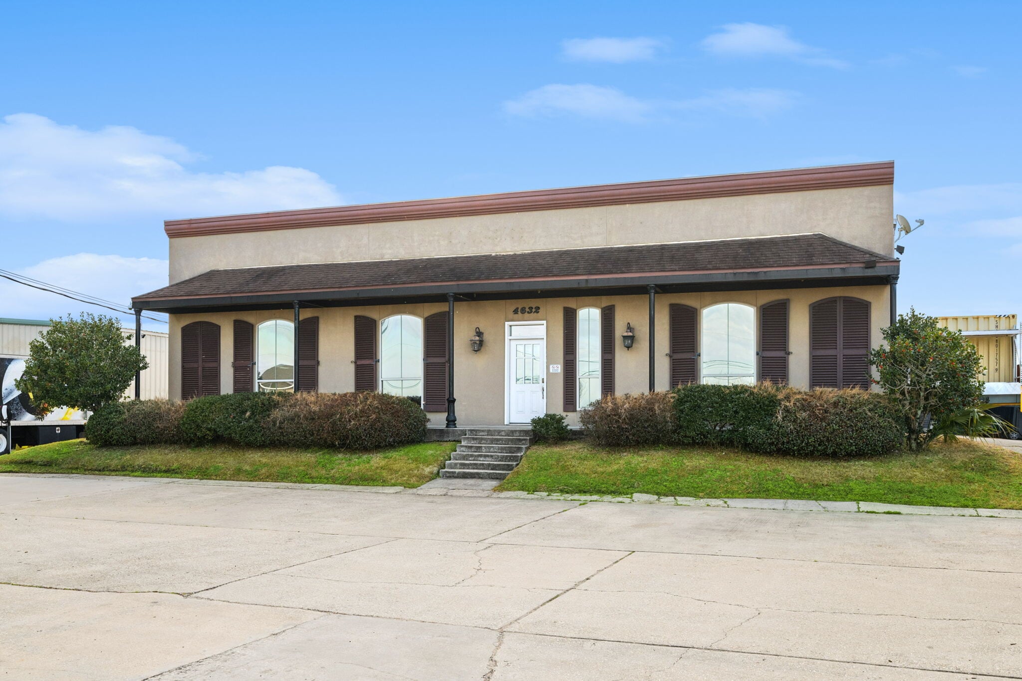4632 Pontchartrain Dr, Slidell, LA for sale Primary Photo- Image 1 of 20