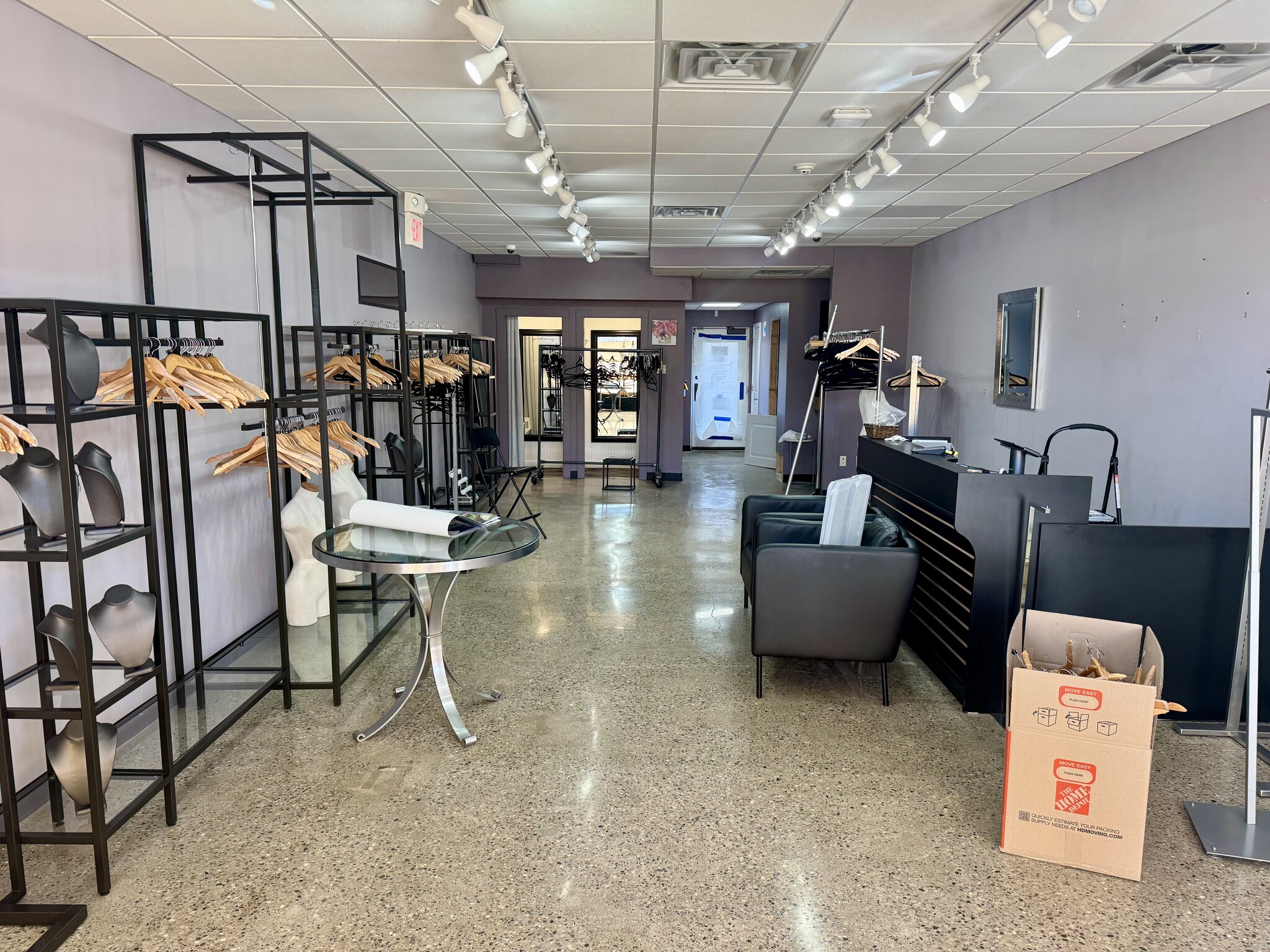 5614-5648 E Washington St, Indianapolis, IN à louer Photo intérieure- Image 1 de 5