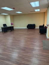 6227 Cermak Rd, Berwyn, IL for lease Interior Photo- Image 1 of 11
