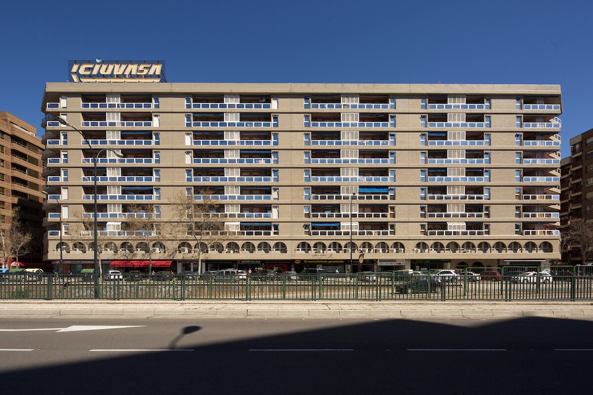 Avenida Cesáreo Alierta, 23, Zaragoza, Zaragoza à vendre Photo principale- Image 1 de 2