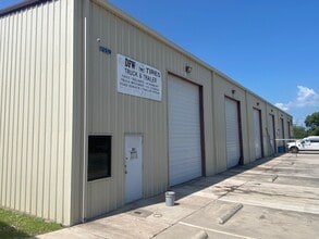 12519 US-287 BUS, Fort Worth, TX for lease Building Photo- Image 2 of 5