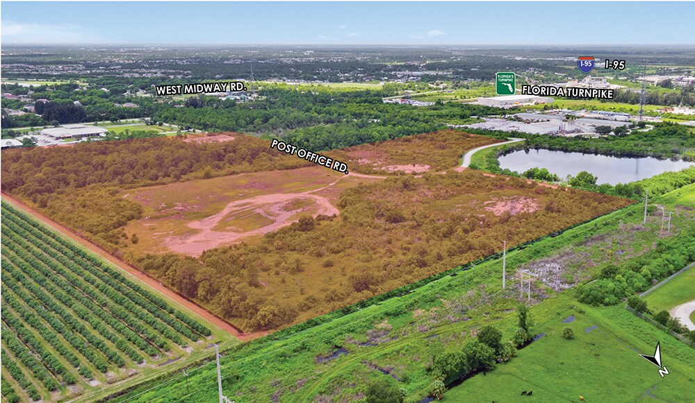 Florida’s Turnpike & Post Office Road, Fort Pierce, FL à vendre Photo du bâtiment- Image 1 de 4