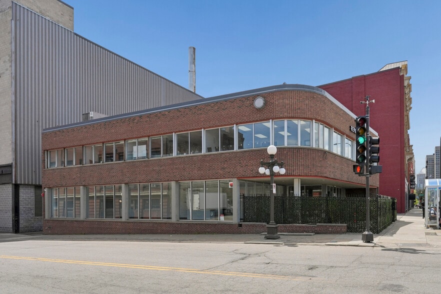 278 7th St E, Saint Paul, MN for lease - Primary Photo - Image 1 of 33