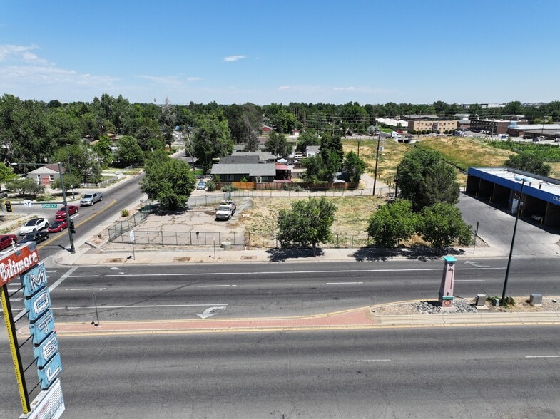 8905 E Colfax Ave, Aurora, CO for sale - Building Photo - Image 3 of 7