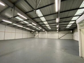Invincible Dr, Newcastle Upon Tyne for lease Interior Photo- Image 2 of 2