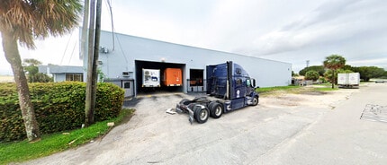 13290 NW 45th Ave, Opa-locka, FL for lease Interior Photo- Image 2 of 7