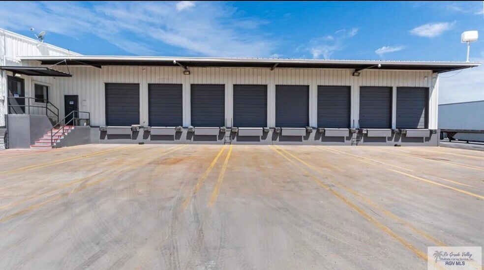 1605 Military Rd, Brownsville, TX à louer - Photo du bâtiment - Image 2 de 14