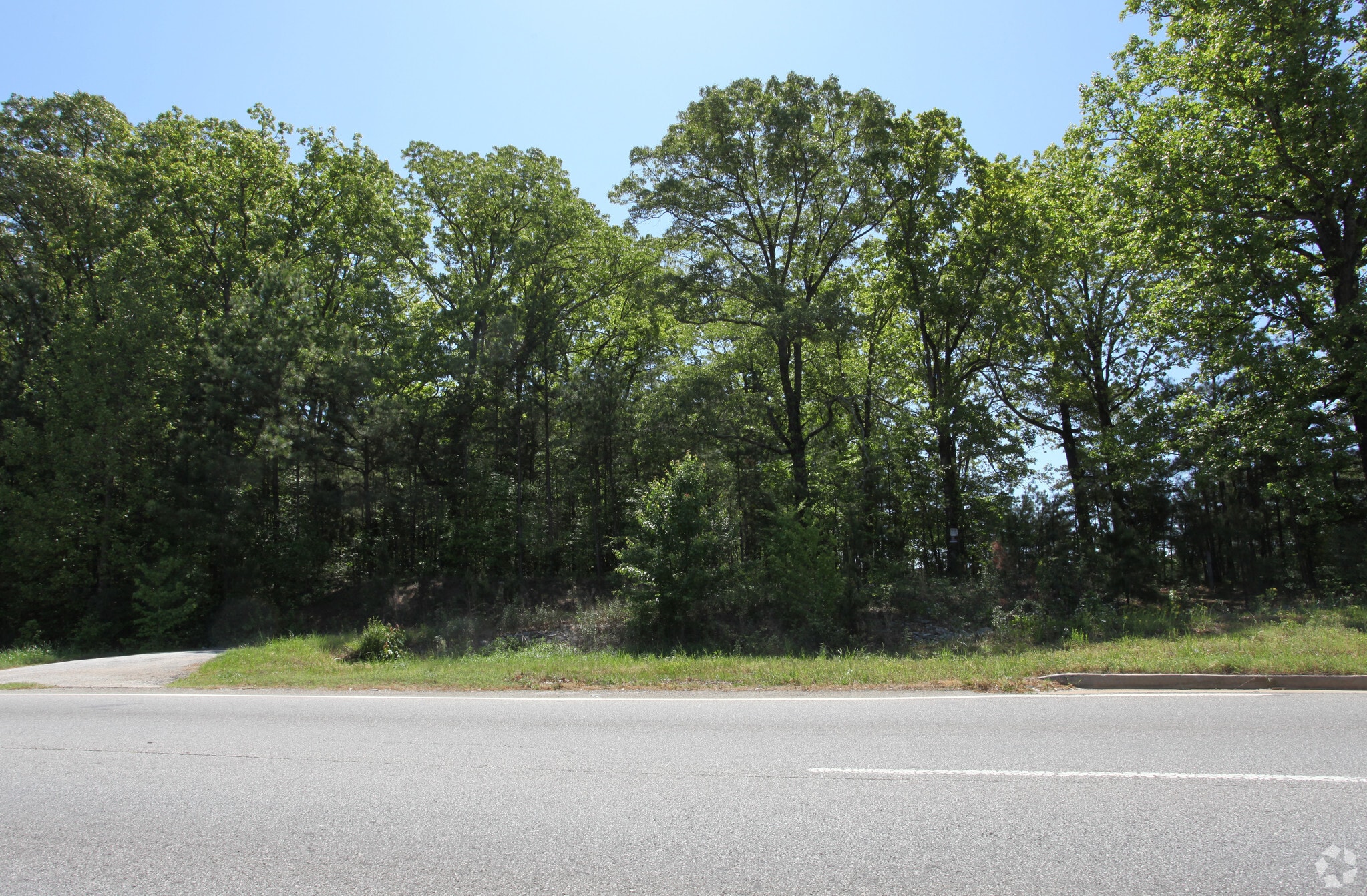 2696 Lawrenceville Hwy, Lawrenceville, GA for sale Primary Photo- Image 1 of 12