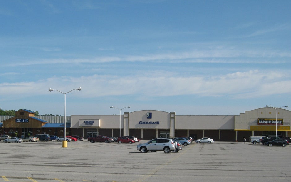 4101 Lakeville Rd, Geneseo, NY for lease - Building Photo - Image 1 of 2