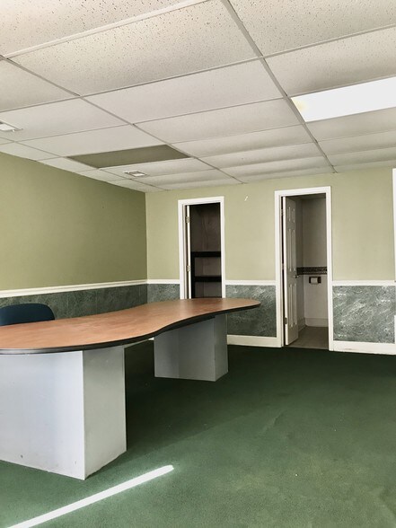 3400 NW Vivion Rd, Riverside, MO à louer - Autre - Image 3 de 14