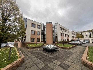 More details for 3 Bis Rue Du Petit Robinson, Jouy-en-Josas - Office for Sale