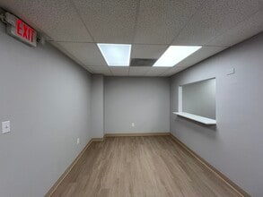 6101 Webb Rd, Tampa, FL for lease Interior Photo- Image 2 of 16
