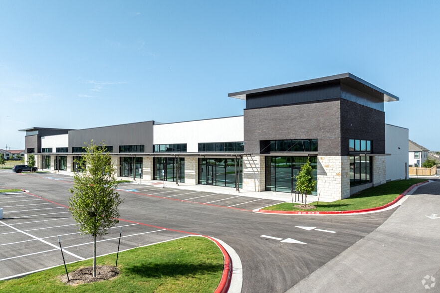 801 W Wells Branch Pky, Pflugerville, TX à vendre - Photo principale - Image 1 de 8