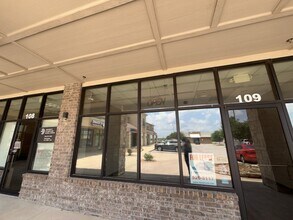 2710 S Clear Creek Rd, Killeen, TX for lease Building Photo- Image 2 of 8