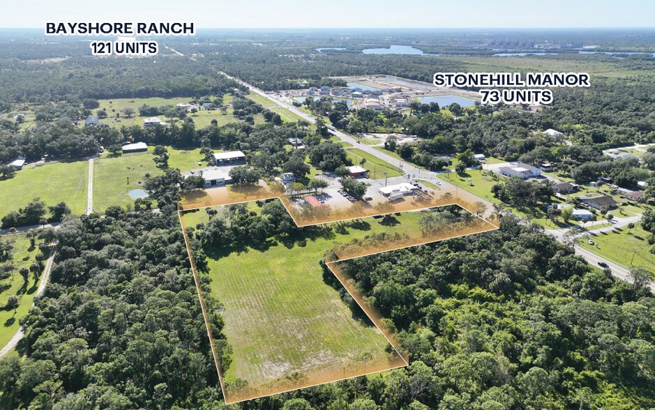 Prime Development Site: Flex Warehouse portefeuille de 2 propriétés à vendre sur LoopNet.ca - Aérien - Image 2 de 12