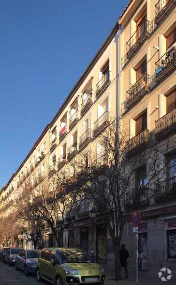 Calle De Miguel Servet, 11, Madrid, Madrid for lease - Building Photo - Image 2 of 2