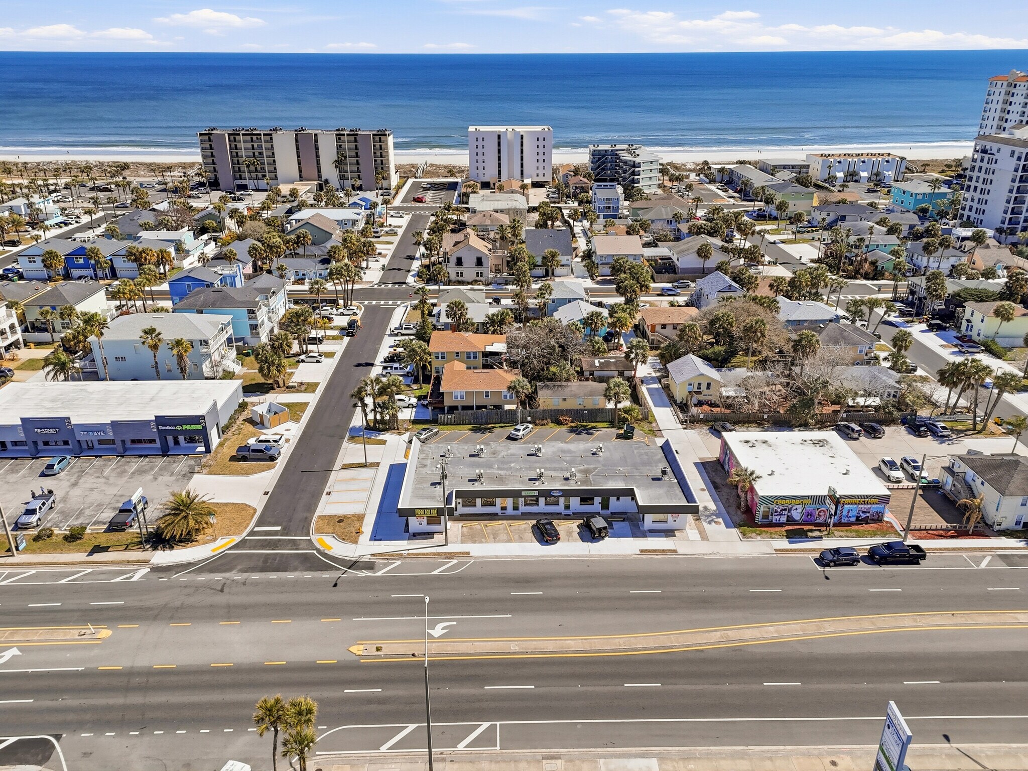 711 S 3rd St, Jacksonville Beach, FL à louer Photo principale- Image 1 de 12