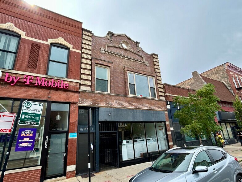 2537 W North Ave, Chicago, IL for lease - Building Photo - Image 1 of 15