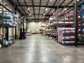 1830 Carver Dr, Rocky Point, NC à louer Photo intérieure- Image 2 de 24