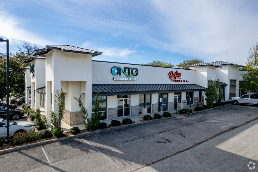 23103 W Interstate 10, San Antonio, TX à louer - Photo du bâtiment - Image 2 de 4