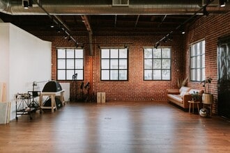 140-148 E Virginia St, San Jose, CA à louer Photo intérieure- Image 2 de 7