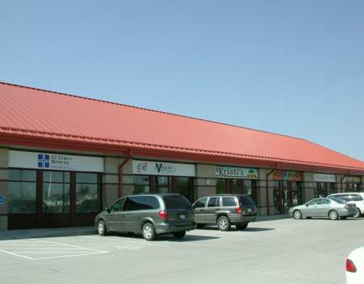 3315 SW Williams Blvd, Cedar Rapids, IA for lease - Building Photo - Image 2 of 5