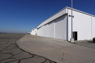 4170 Aviation Dr, Madera CA - Hangar d’avions