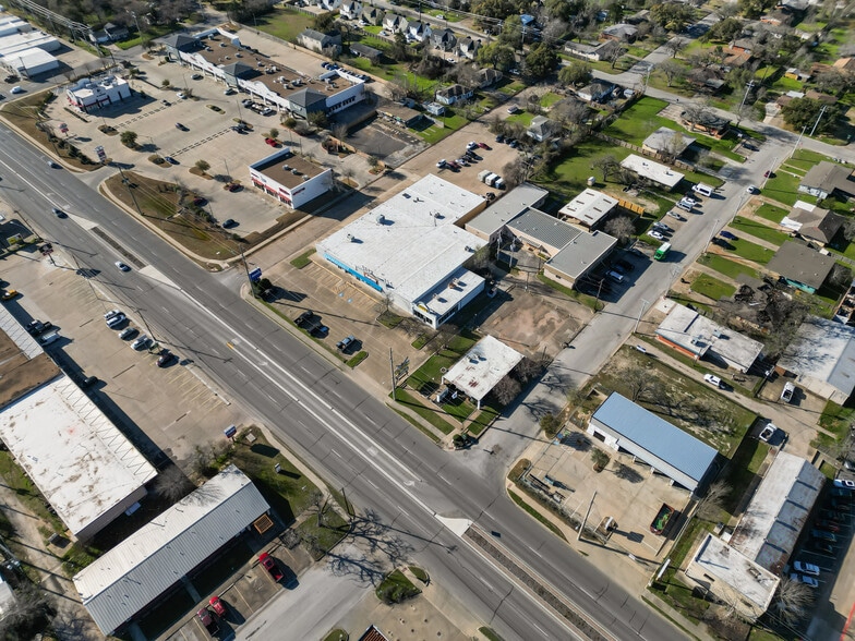 3514-3518 S Texas Ave, Bryan, TX for lease - Building Photo - Image 2 of 5