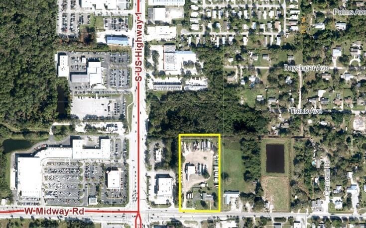 392 E Midway Rd, Fort Pierce, FL for sale - Building Photo - Image 3 of 12