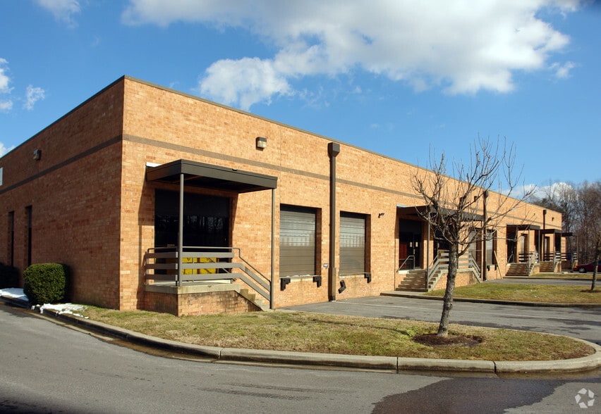 8 Jay Gould Ct, Waldorf, MD for lease - Building Photo - Image 2 of 11