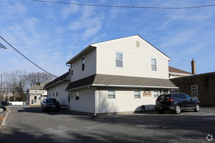 246 White Horse Pike, Audubon, NJ for lease - Building Photo - Image 2 of 5